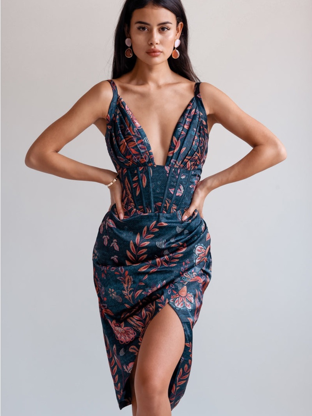 Averie Teal Floral Plunge Corseted Midi Dress NWT - Picture 2 of 11